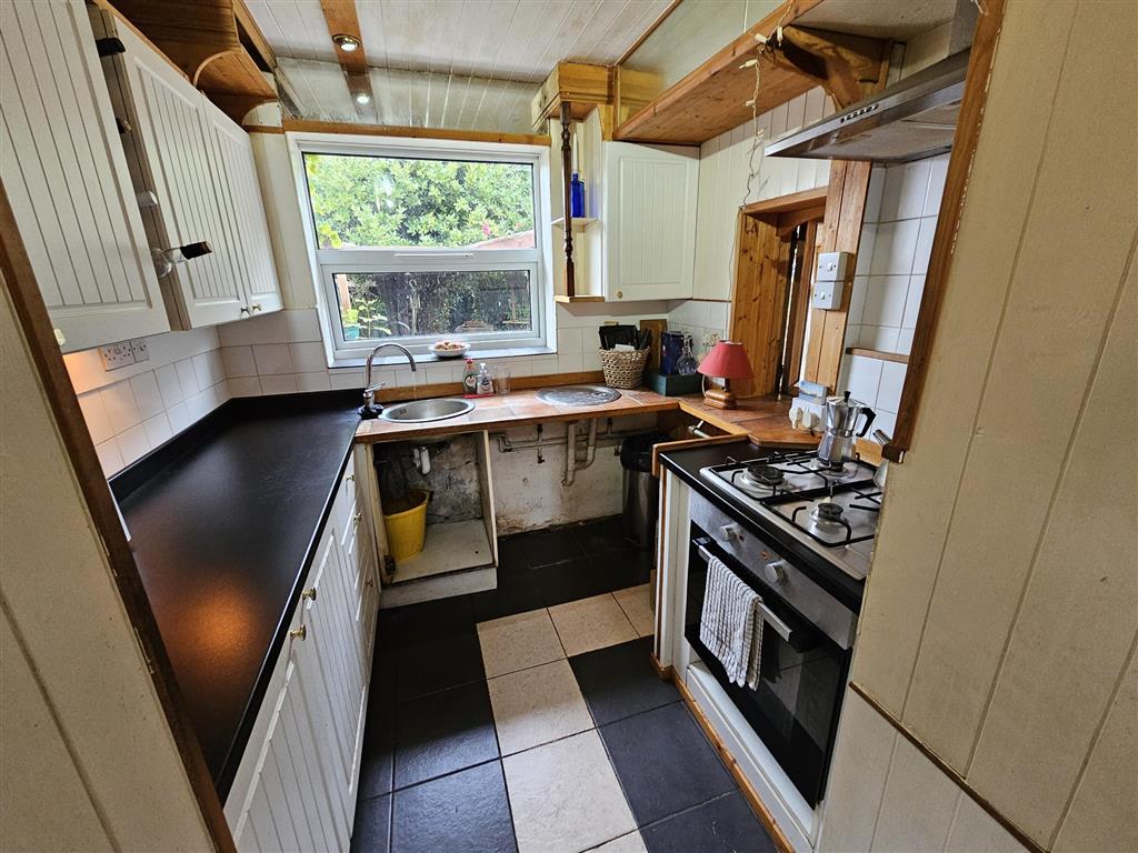 11, The Drive, FAREHAM, Hampshire, PO16 7NL