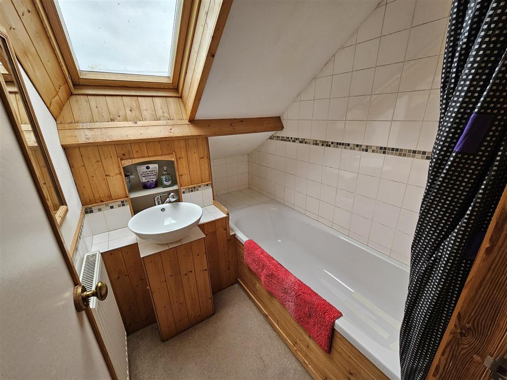 11, The Drive, FAREHAM, Hampshire, PO16 7NL