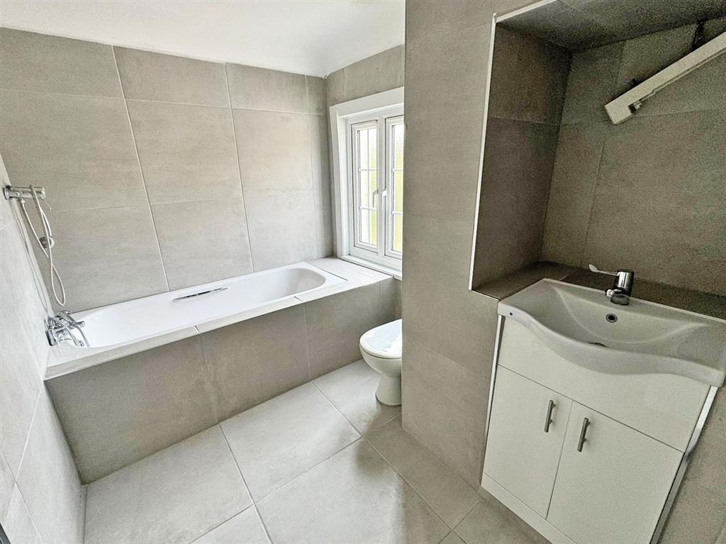 3, Bull Lane, SITTINGBOURNE, Kent, ME9 7LR