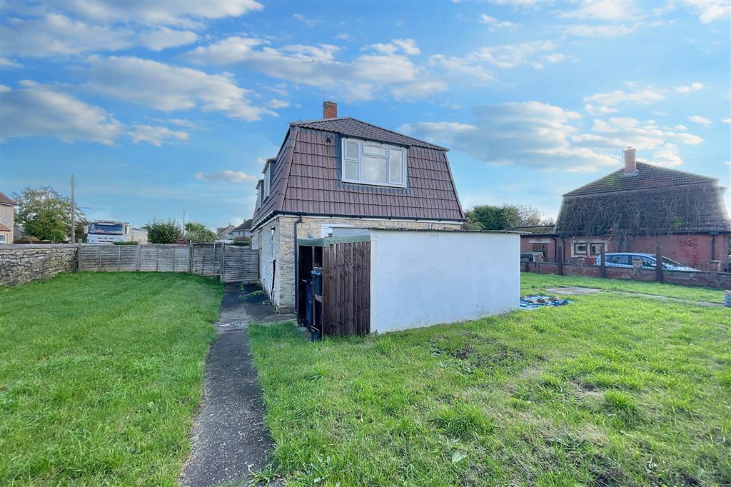 2, Queens Road, SOMERTON, Somerset, TA11 6JU