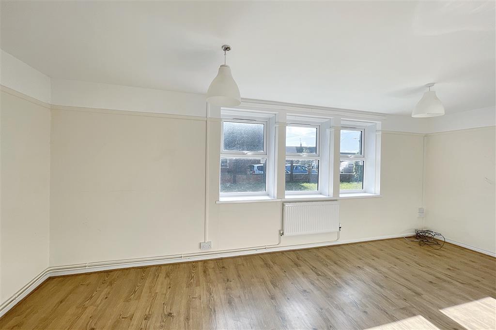 2, Queens Road, SOMERTON, Somerset, TA11 6JU