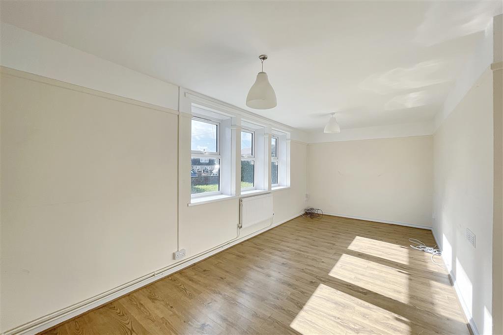 2, Queens Road, SOMERTON, Somerset, TA11 6JU