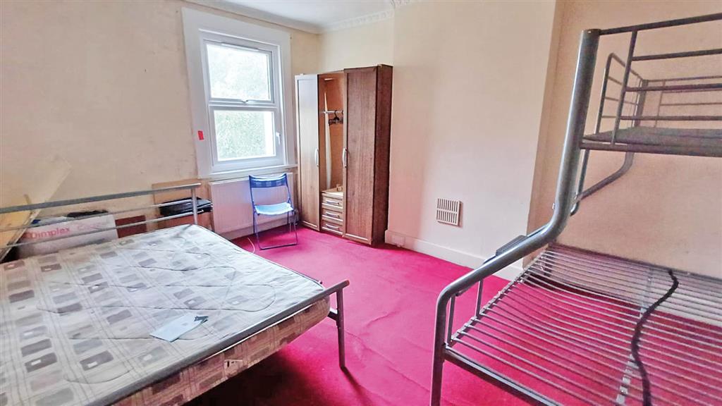 89, Norbury Crescent, London, SW16 4JT