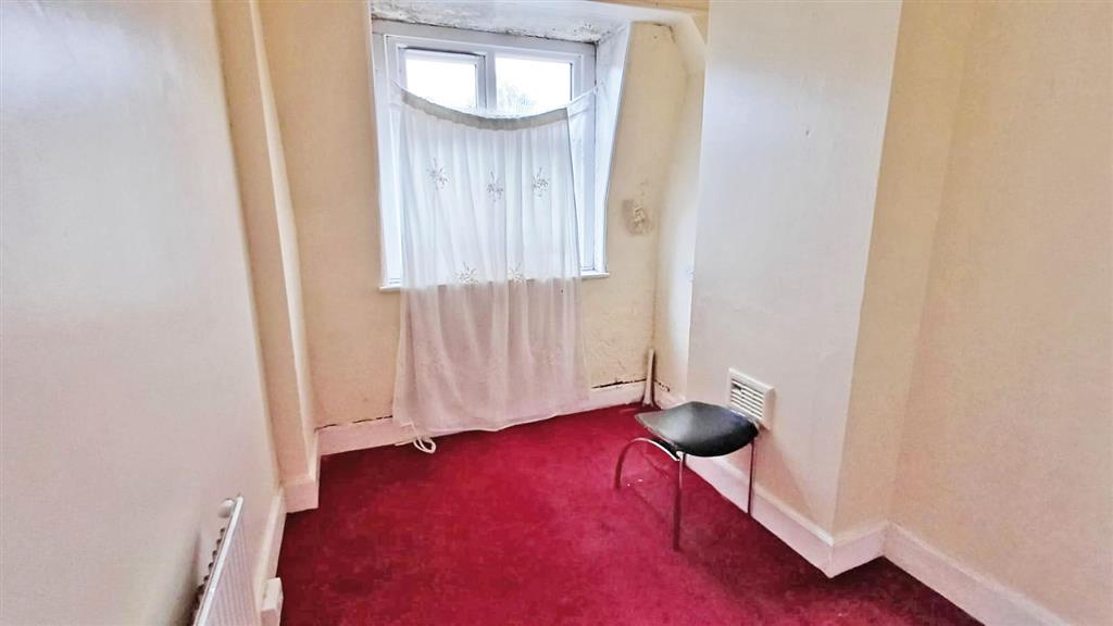 89, Norbury Crescent, London, SW16 4JT