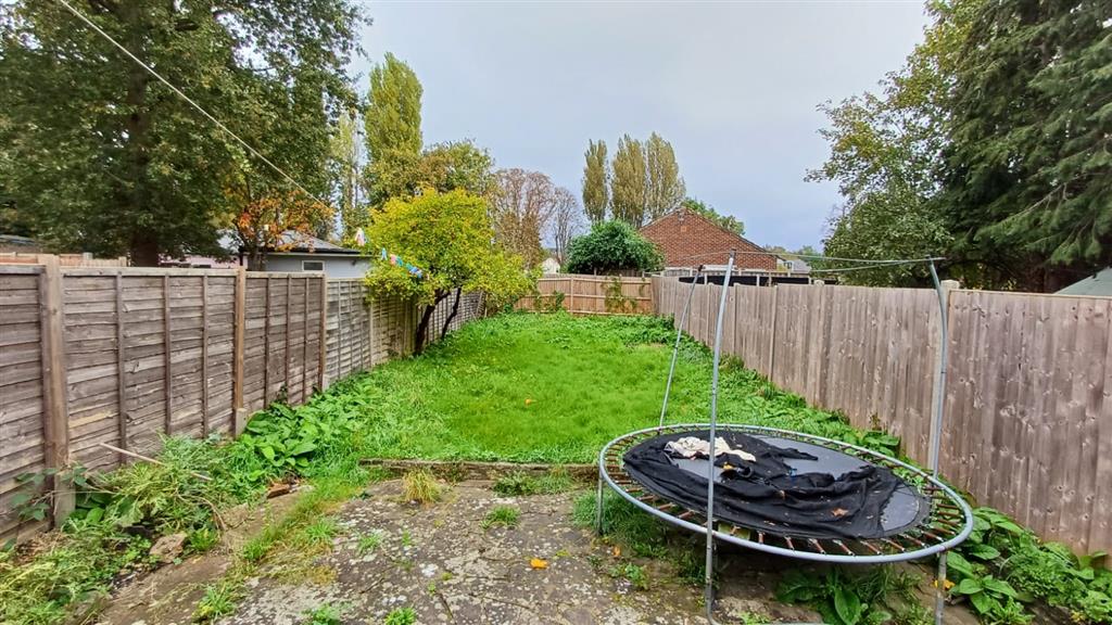 89, Norbury Crescent, London, SW16 4JT