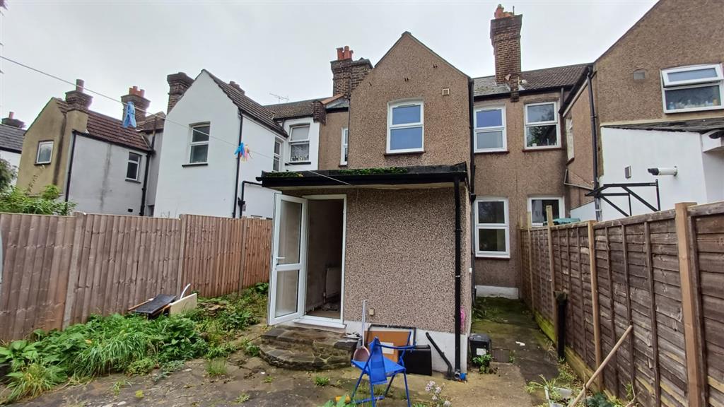 89, Norbury Crescent, London, SW16 4JT