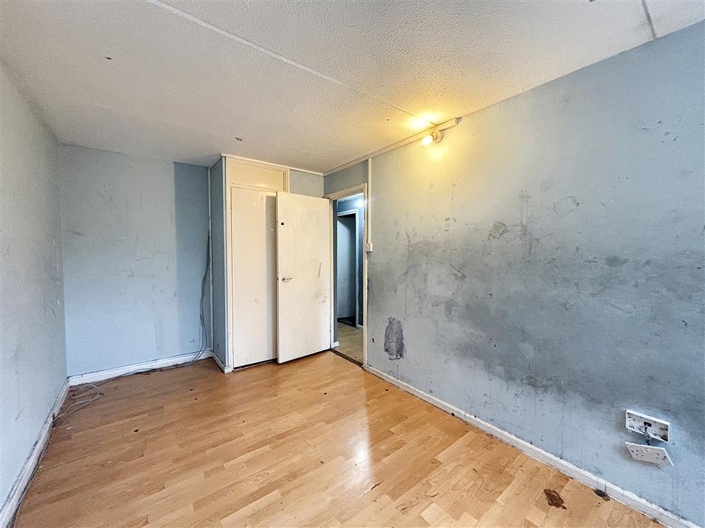 Flat 16, Monksfield, Pooles Park, London, N4 3PF