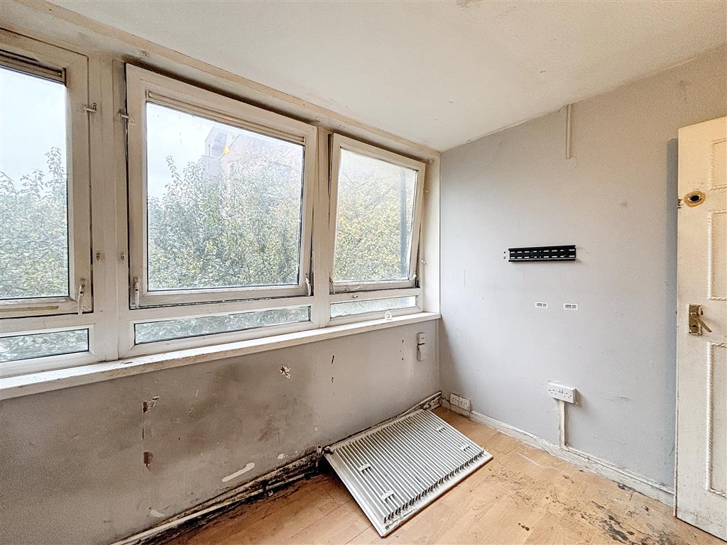 Flat 16, Monksfield, Pooles Park, London, N4 3PF