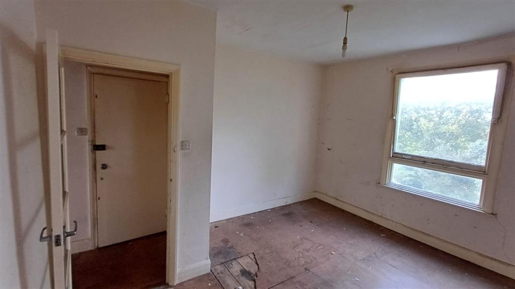 Flat 3, 17, Rye Hill Park, London, SE15 3JN