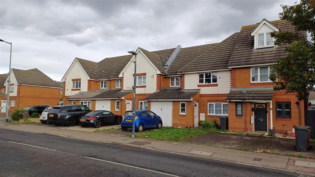 26, Mallards Road, BARKING, Essex, IG11 0GY