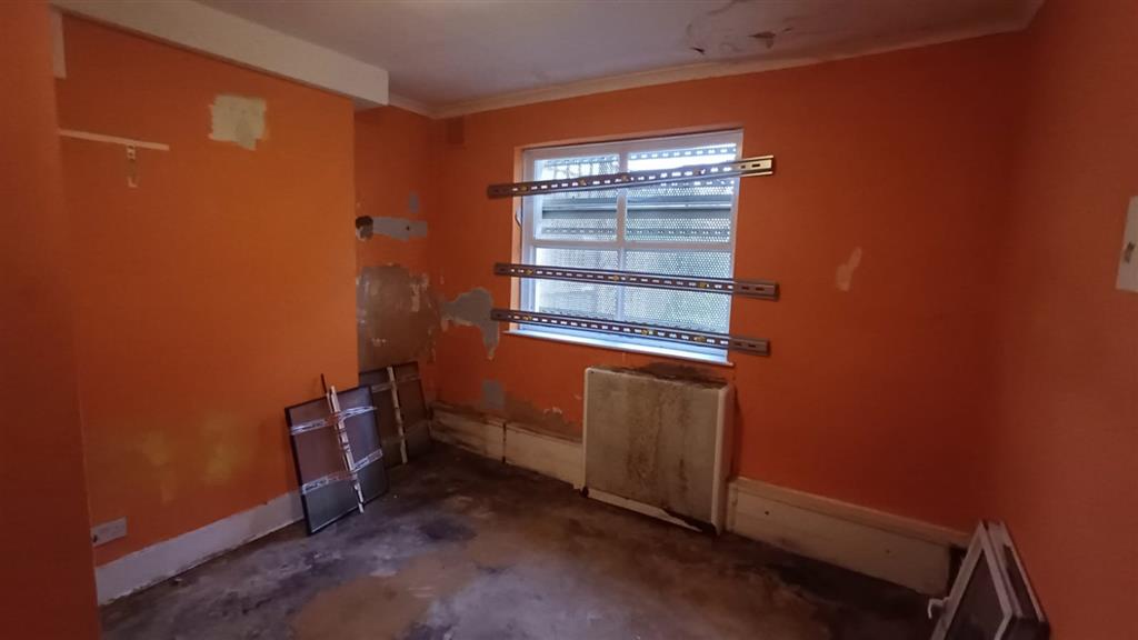 2, Endymion Road, London, N4 1EE