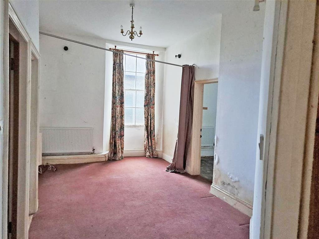 1 Penare Court, Penare Gardens, PENZANCE, Cornwall, TR18 2AR