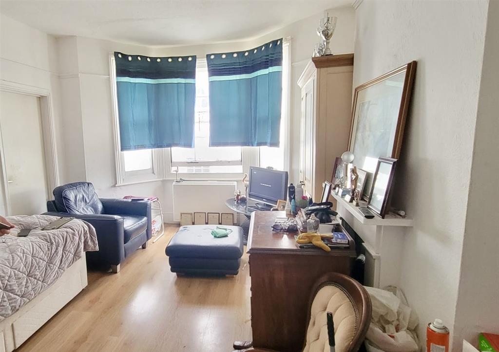 15, Ambrose Place, WORTHING, West Sussex, BN11 1PZ