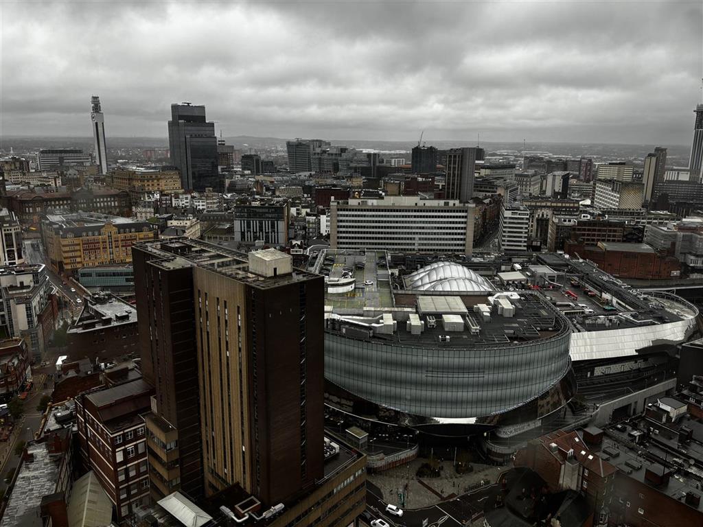 Apartment 3001, 10, Holloway Circus Queensway, BIRMINGHAM, West Midlands, B1 1BY