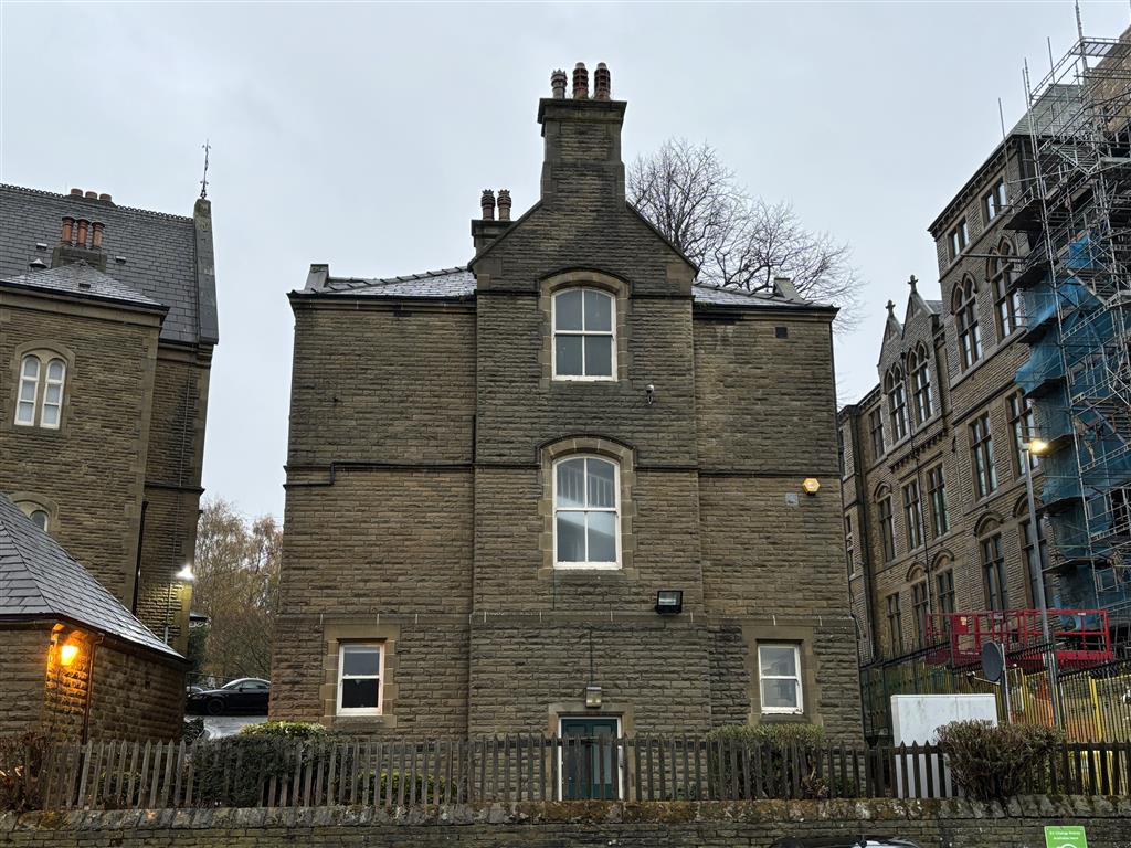 Apartment 8, Boothroyds House, 45, Carlton Road, DEWSBURY, West Yorkshire, WF13 2NG