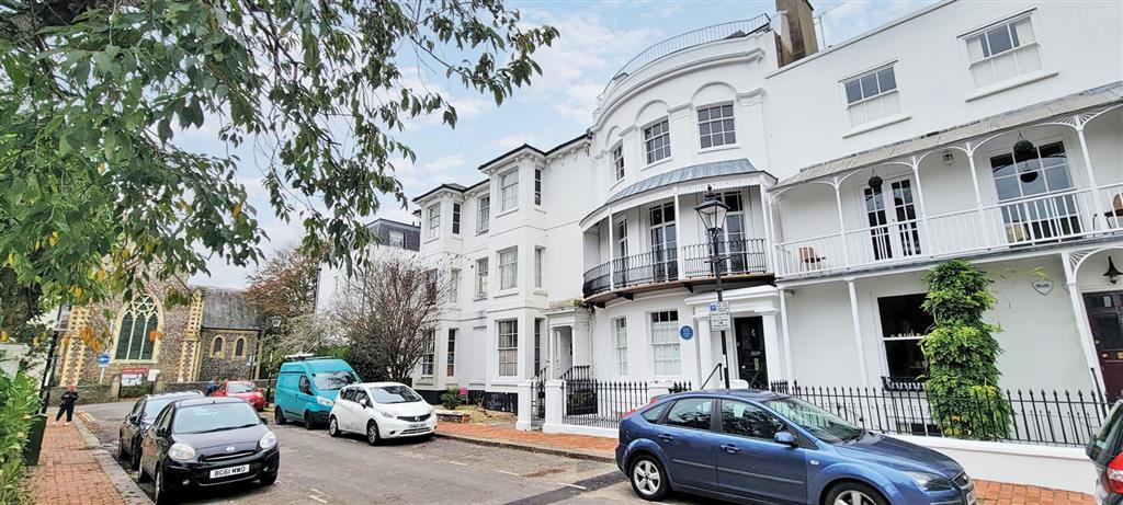 15, Ambrose Place, WORTHING, West Sussex, BN11 1PZ