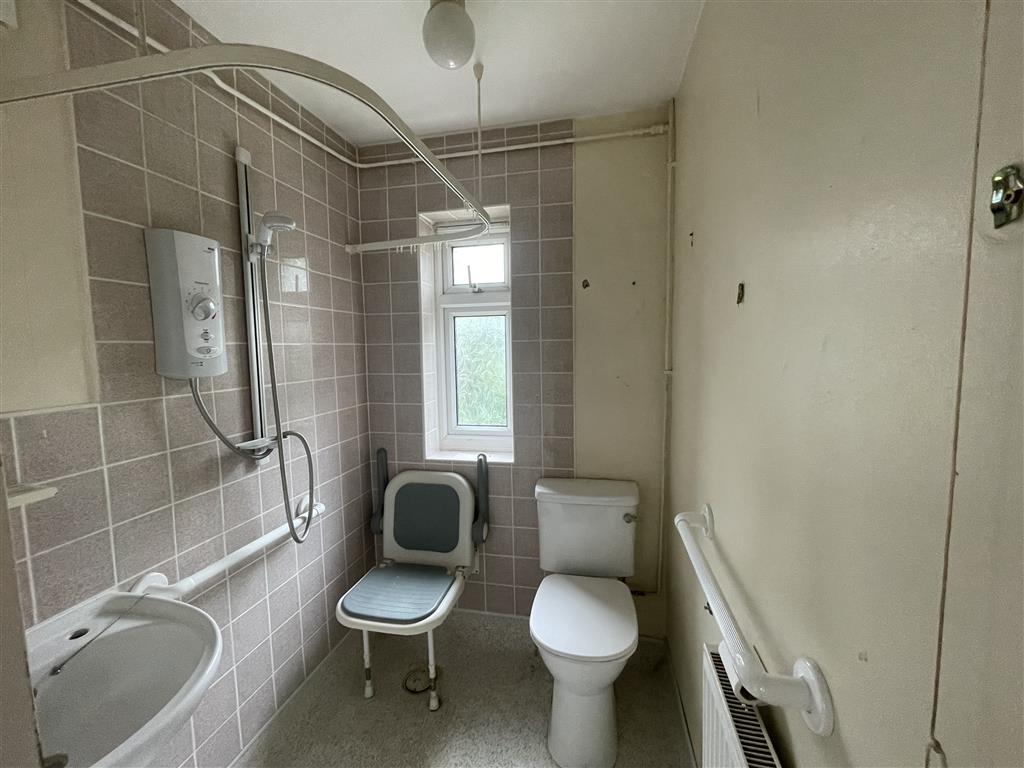 21, Russell Close, DARTFORD, Kent, DA1 4PU