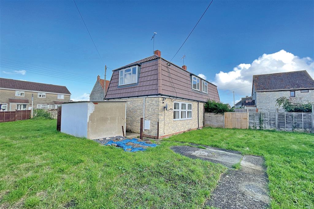 2, Queens Road, SOMERTON, Somerset, TA11 6JU