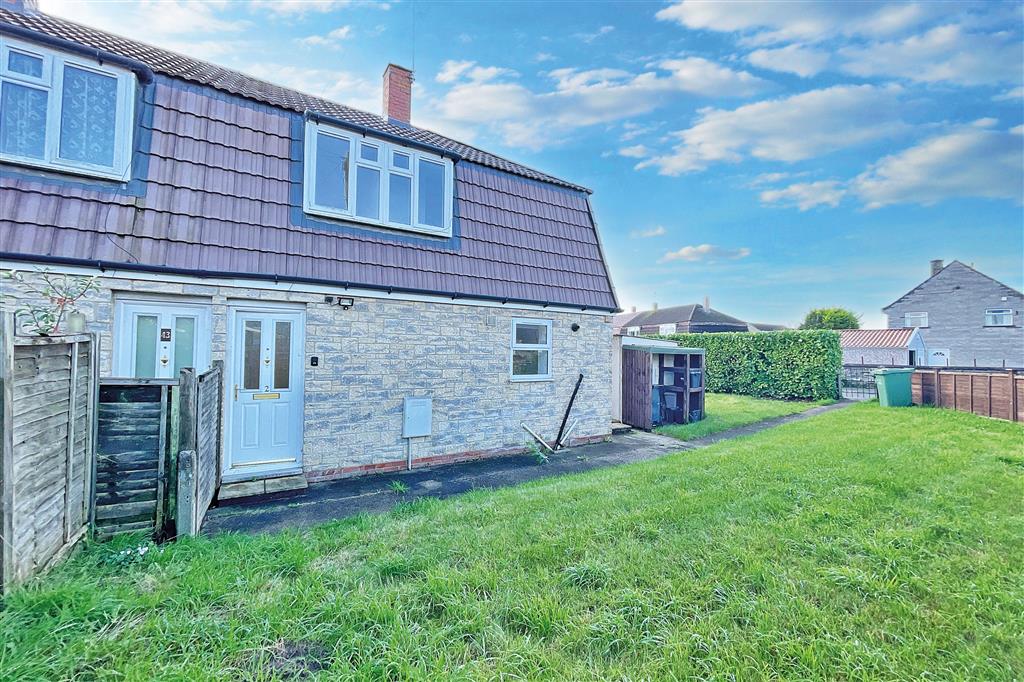 2, Queens Road, SOMERTON, Somerset, TA11 6JU