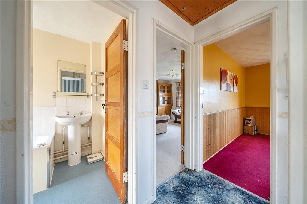 17, Bankside, HAYWARDS HEATH, West Sussex, RH17 5QN