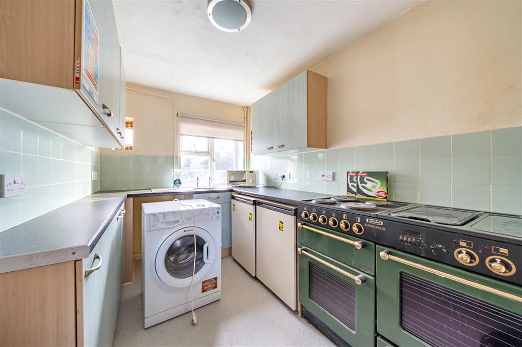 17, Bankside, HAYWARDS HEATH, West Sussex, RH17 5QN