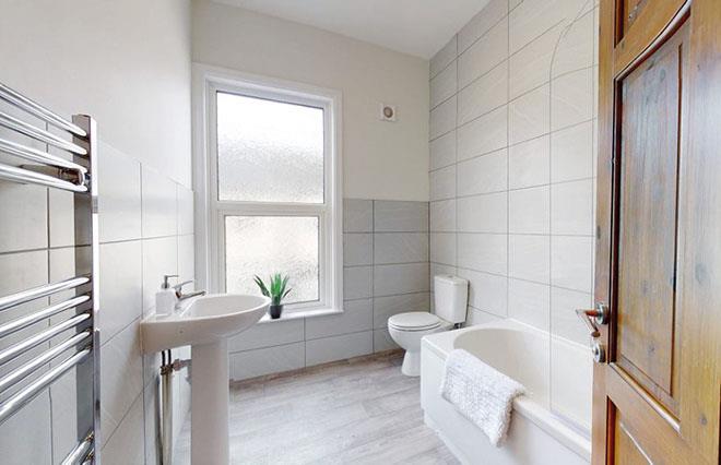 5, Railway Crescent, WITHERNSEA, East Yorkshire, HU19 2HF