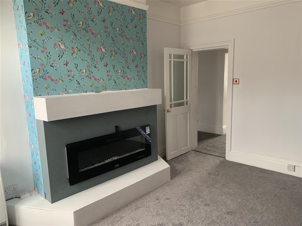 4, Hotel Place, CHURCH STRETTON, Shropshire, SY6 6DZ