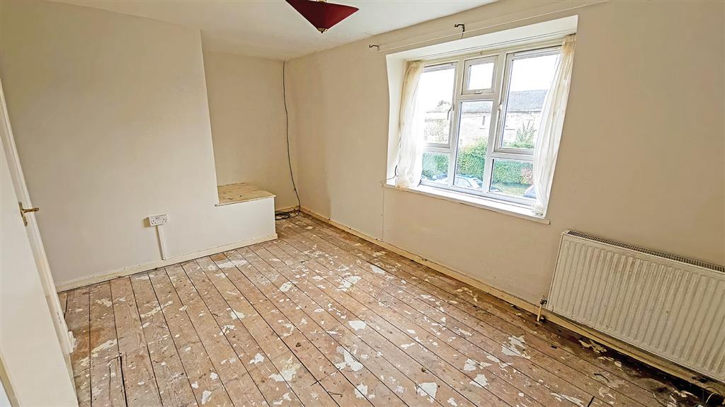 18, West Street, TEMPLECOMBE, Somerset, BA8 0LG