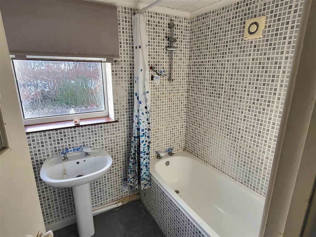 23, Edendale Gardens, LINCOLN, Lincolnshire, LN1 3RN