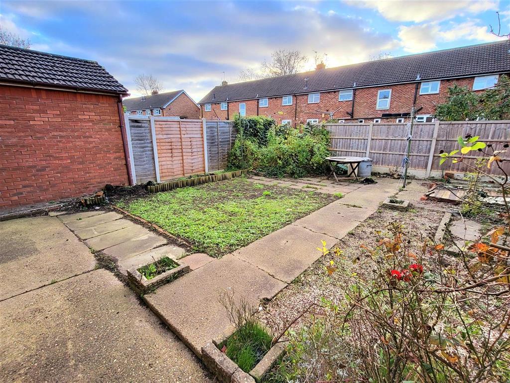 23, Edendale Gardens, LINCOLN, Lincolnshire, LN1 3RN