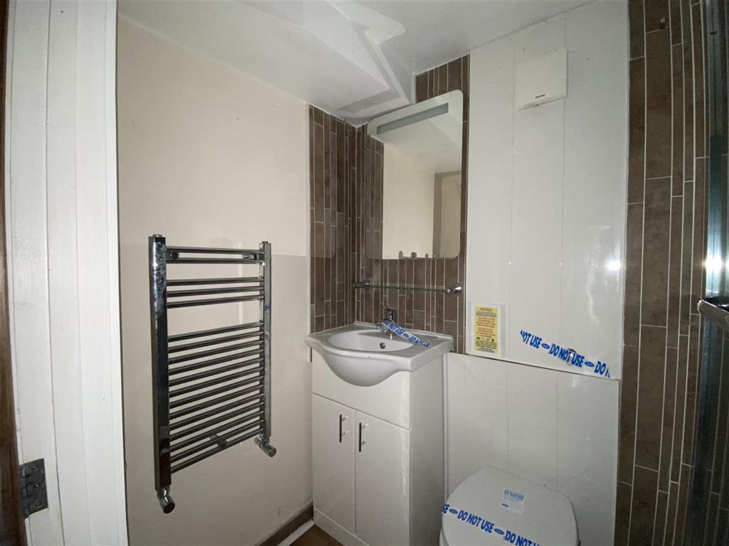 5 Roseville, Oxford Street, MORETON-IN-MARSH, Gloucestershire, GL56 0LA