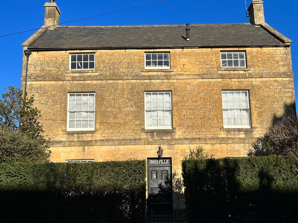 5 Roseville, Oxford Street, MORETON-IN-MARSH, Gloucestershire, GL56 0LA