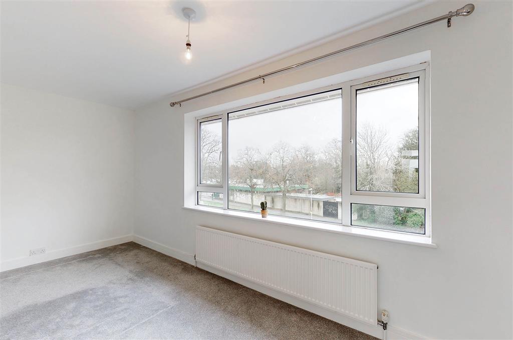 14, Rectory Row, BRACKNELL, Berkshire, RG12 7BN