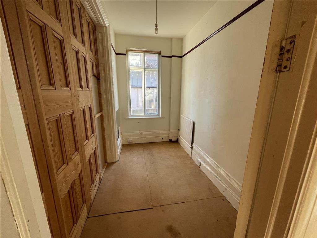 Flat 3, 32, St. Johns Road, EASTBOURNE, East Sussex, BN20 7JB