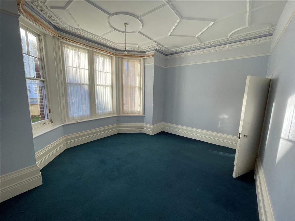 Flat 3, 32, St. Johns Road, EASTBOURNE, East Sussex, BN20 7JB