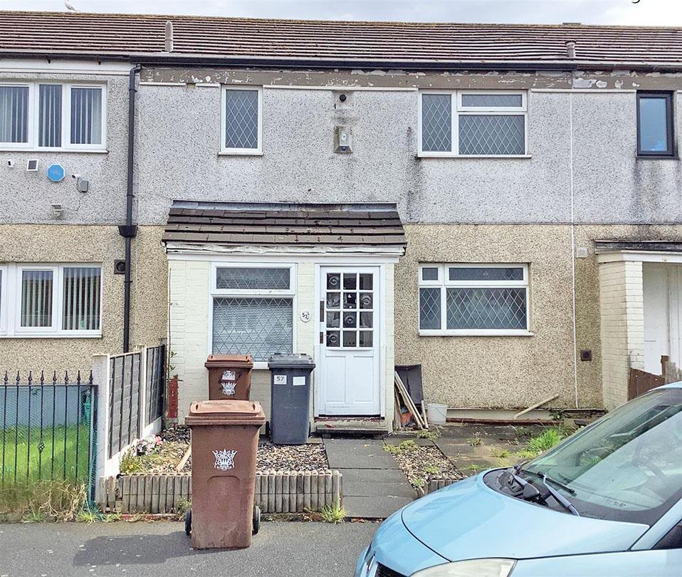 57, Combs Mews, GLOSSOP, Derbyshire, SK13 0DH