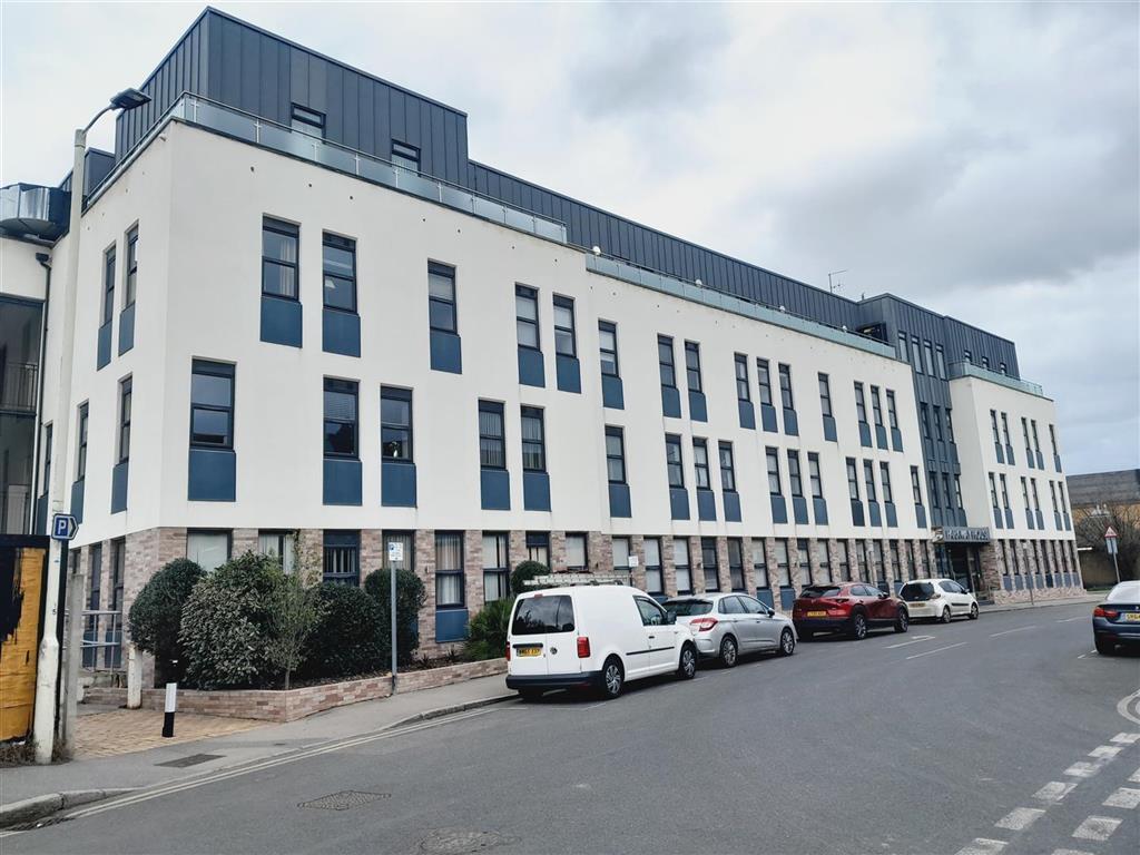 Flat 4, Parkway House, 49, Baddow Road, CHELMSFORD, Essex, CM2 0DD