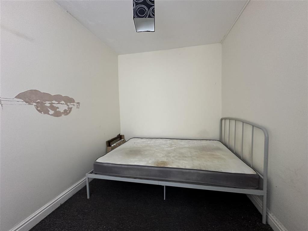 4, Kearsley Close, WHITLEY BAY, Tyne and Wear, NE25 0BL