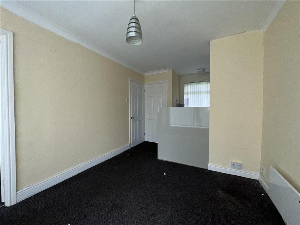 4, Kearsley Close, WHITLEY BAY, Tyne and Wear, NE25 0BL
