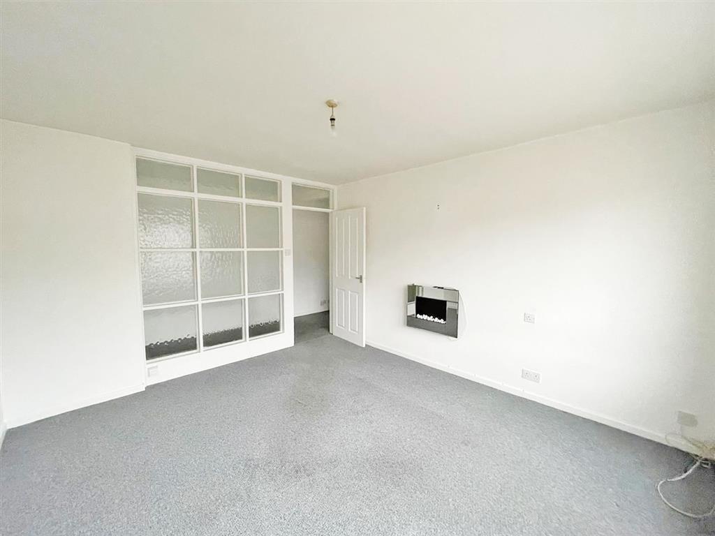 1 Stamford Court, Harold Road, HASTINGS, East Sussex, TN35 5PE
