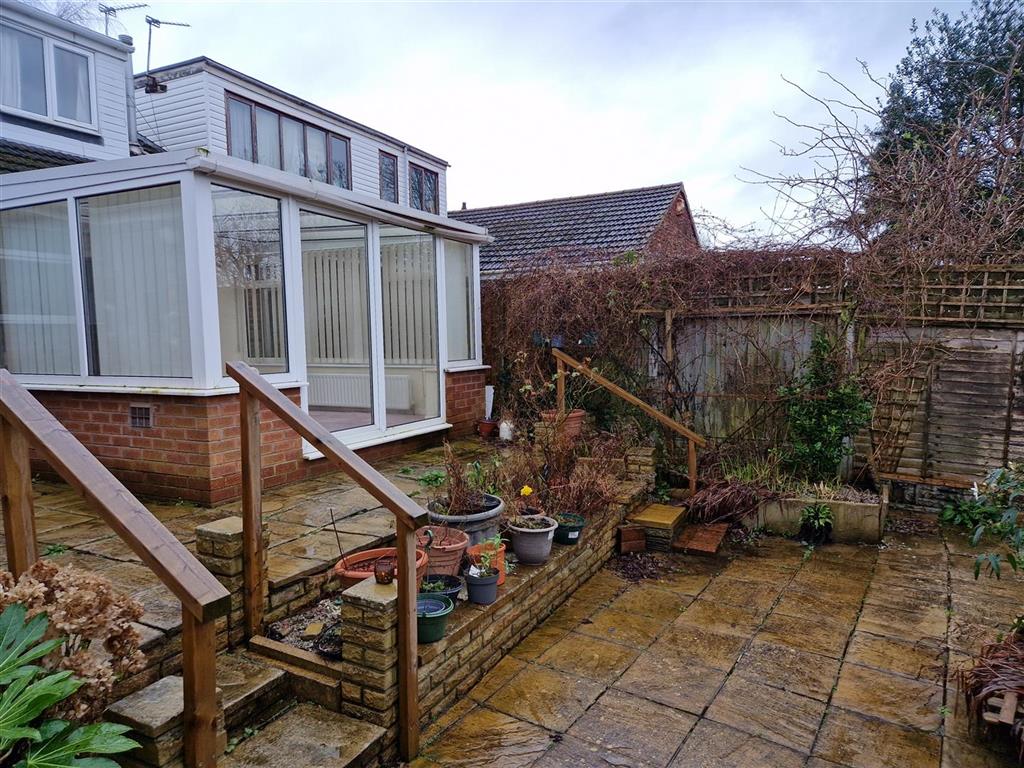 8, Howbeck Close, PRENTON, Merseyside, CH43 6TH