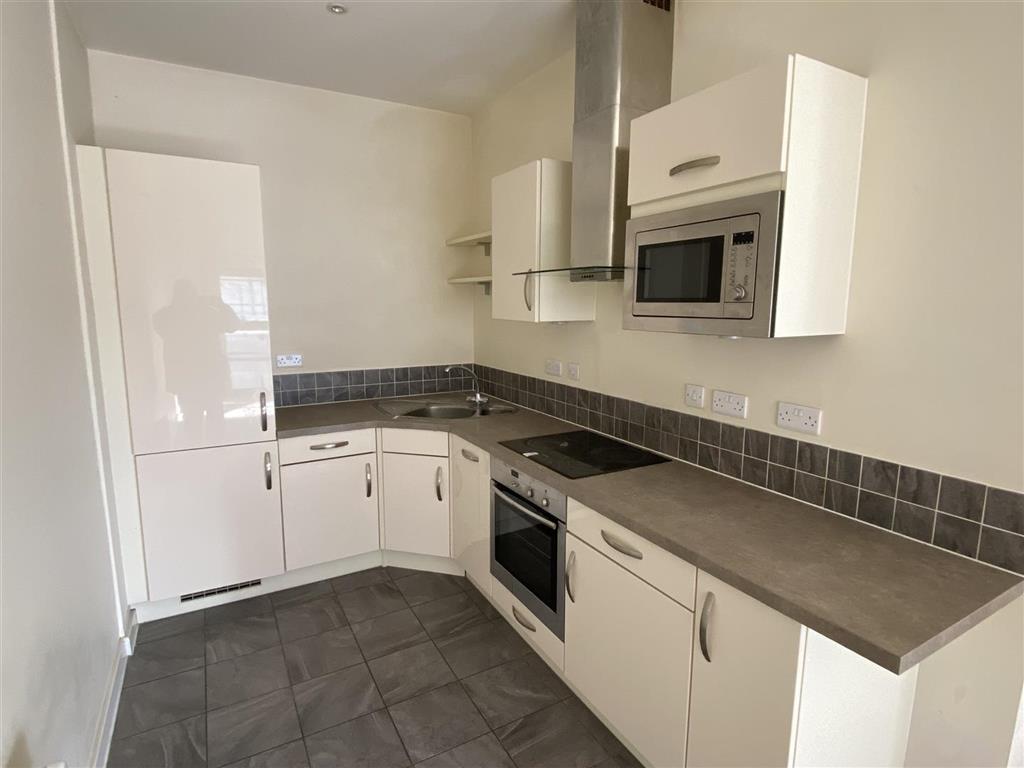 71 Paramount, Beckhampton Street, SWINDON, Wiltshire, SN1 2SE