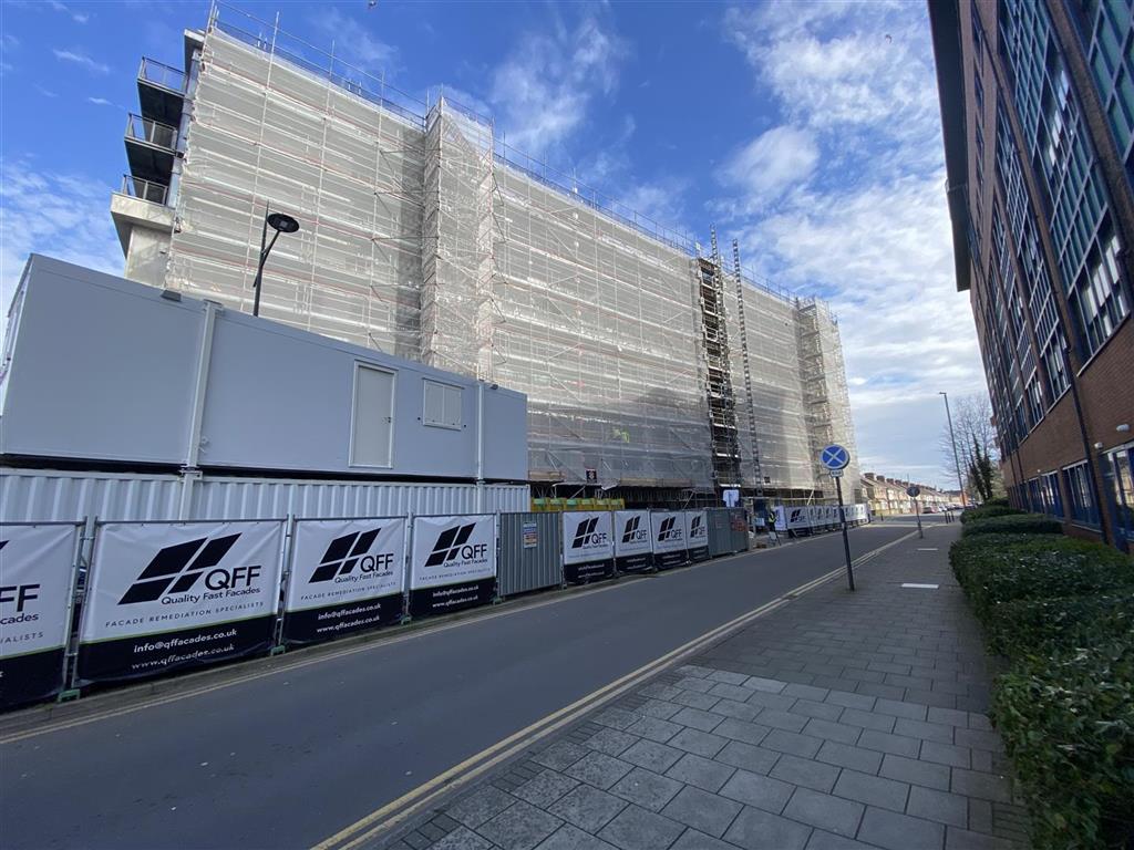 71 Paramount, Beckhampton Street, SWINDON, Wiltshire, SN1 2SE