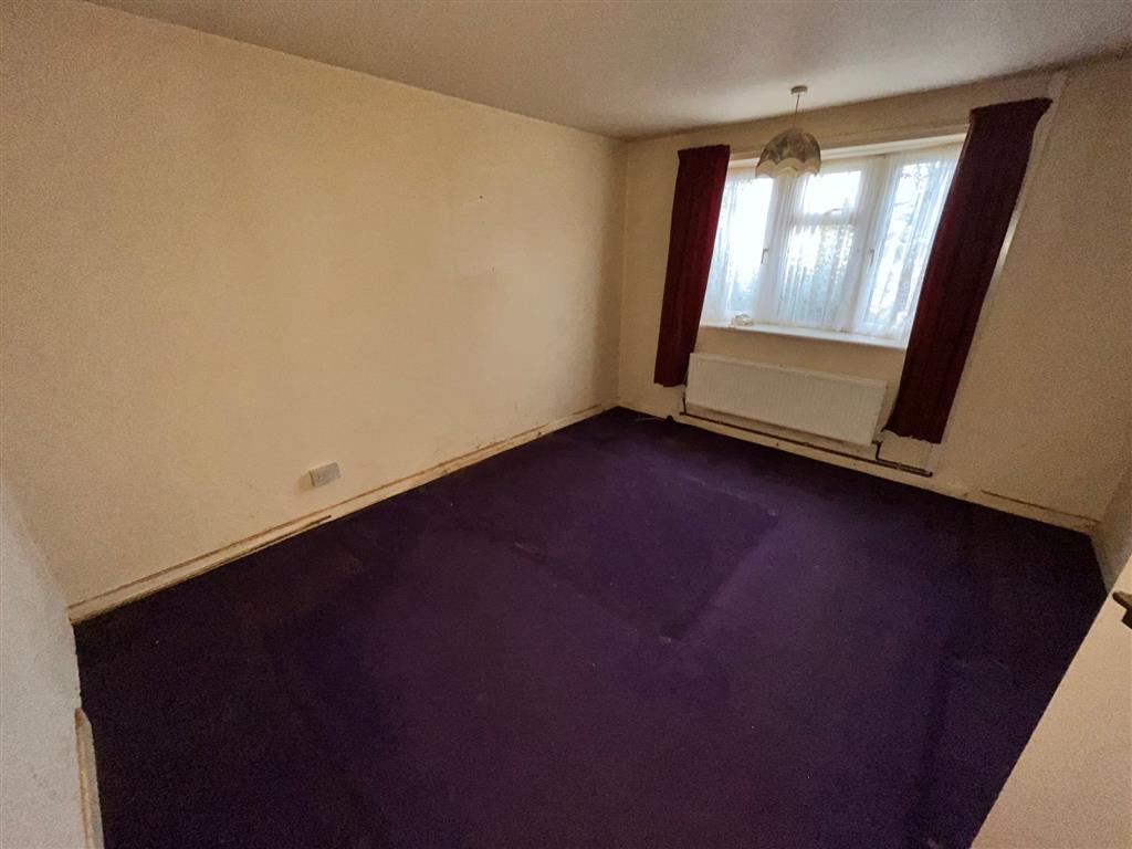 25, Swanton Grove, DEREHAM, Norfolk, NR19 2HN