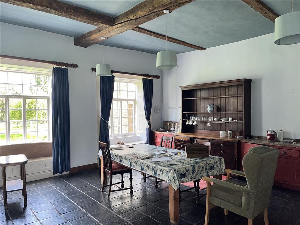 Moor Hall Farm , and the Land on the South East of Moor hall, ALCESTER, Warwickshire, B49 6DL
