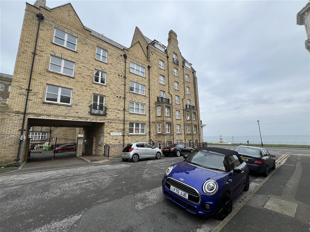 Flat 8, Granville Court, D'Este Road, RAMSGATE, Kent, CT11 8DD