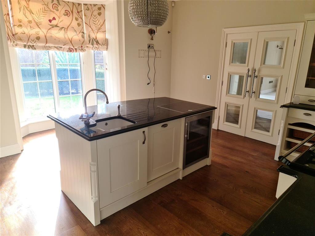 7, Fairlawns, SOUTHAMPTON, Hampshire, SO31 1EG
