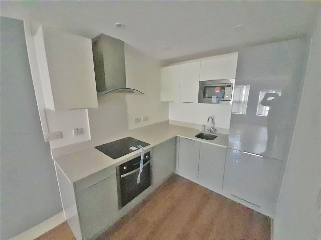 Flat 4, Parkway House, 49, Baddow Road, CHELMSFORD, Essex, CM2 0DD
