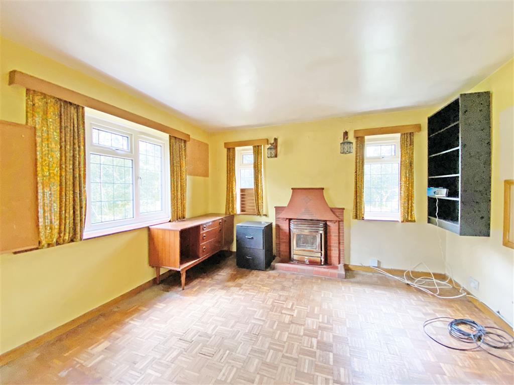 Well Furlong, Abbey Close, BRACKNELL, Berkshire, RG12 9NX