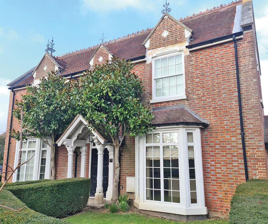 7, Fairlawns, SOUTHAMPTON, Hampshire, SO31 1EG